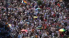 epa12203001 Participants attend the Budapest Pride march in Budapest, Hungary, 28 June 2025. Thousands of people gathered at the Pride march despite a law passed earlier this year banning Pride events. EPA/ZOLTAN BALOGH HUNGARY OUT