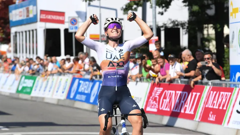 La vittoria di Elisa Longo Borghini - Foto Rodella © www.giornaledibrescia.it