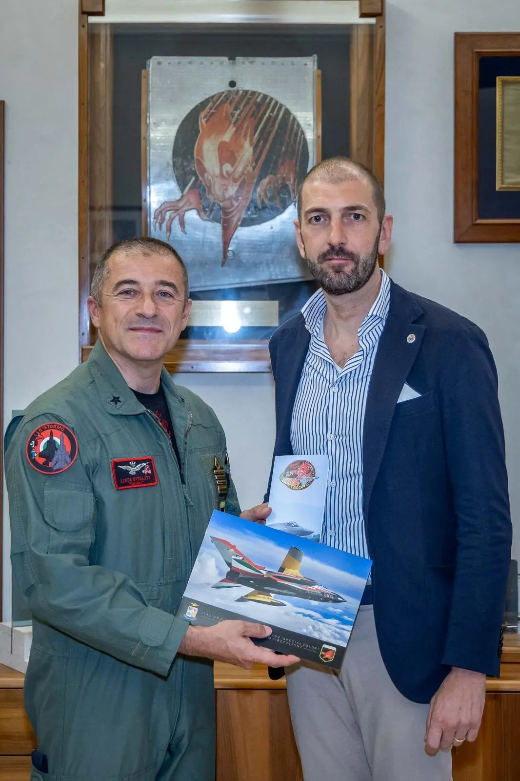 La delegazione bresciana alla base di Ghedi