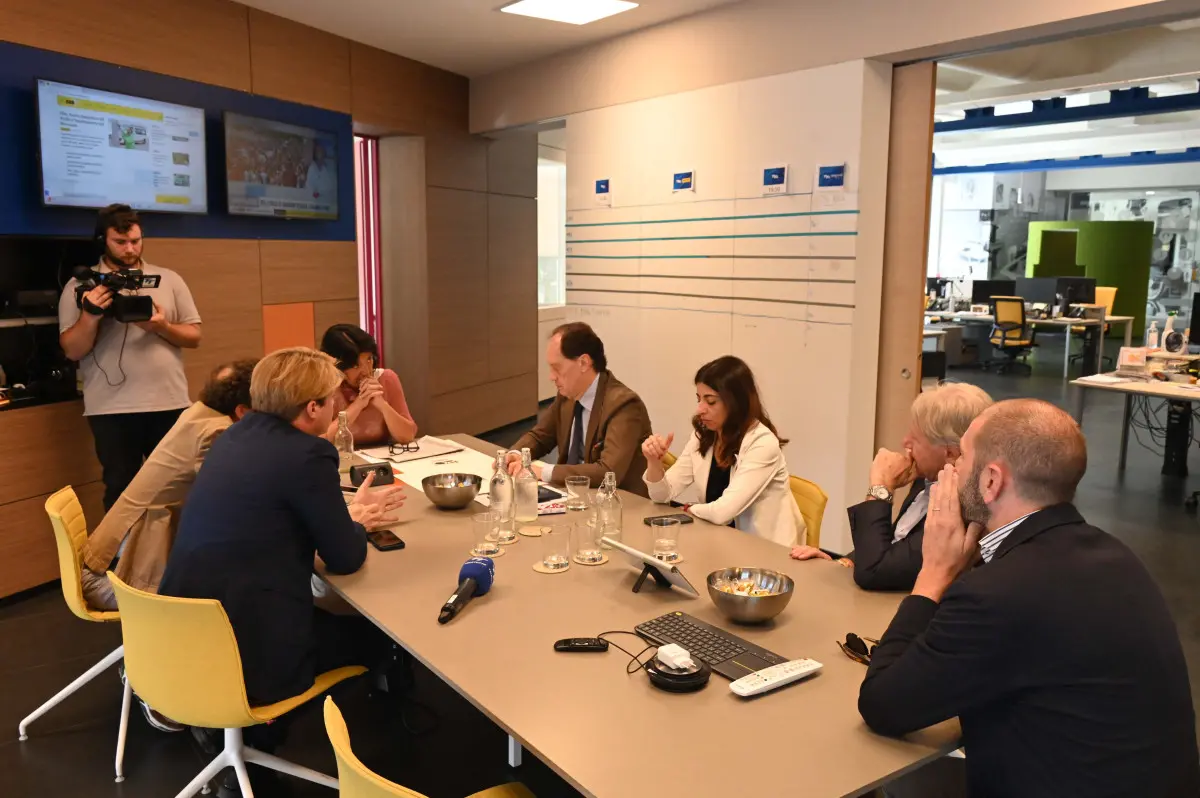 La visita del ministro Ciriani al GdB