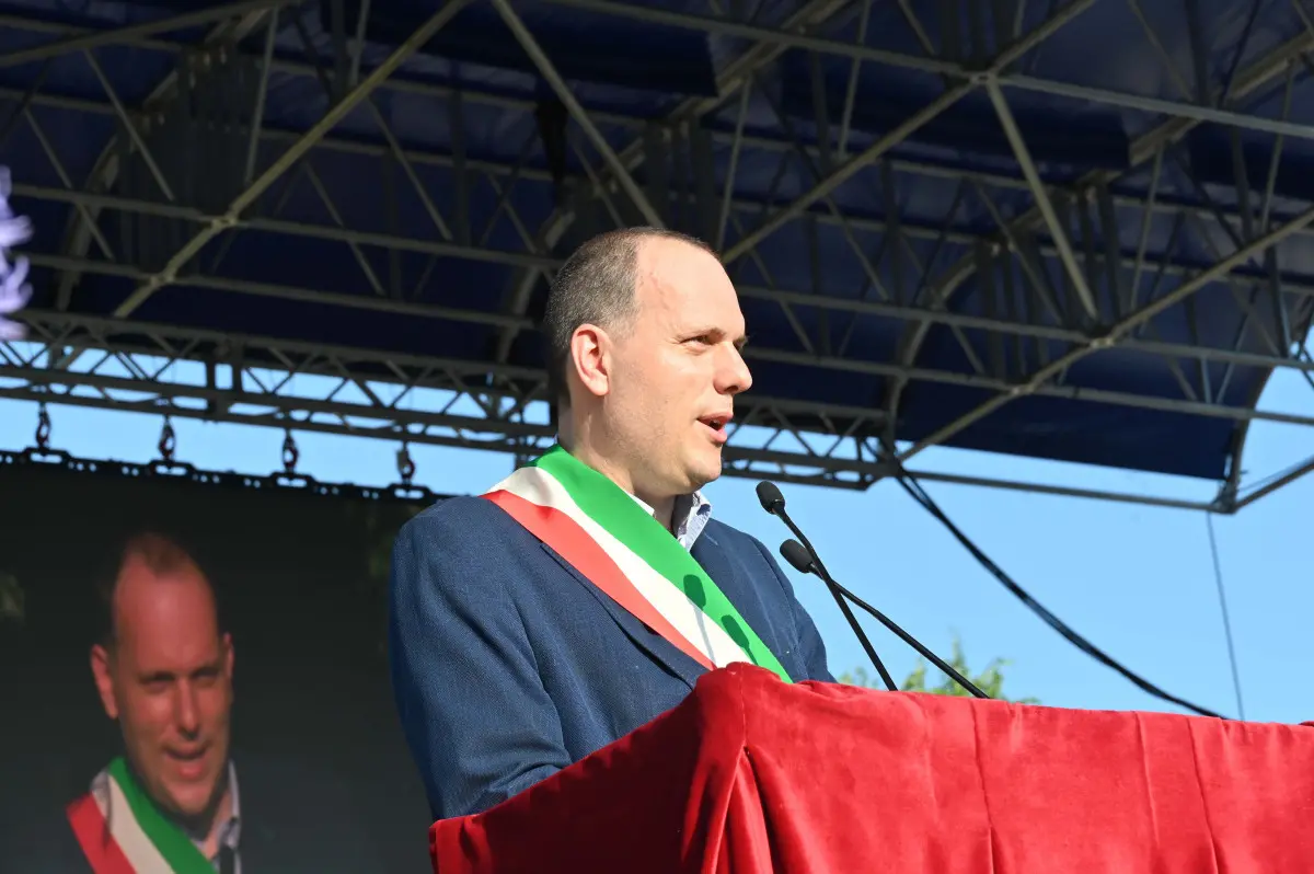 La cerimonia dei laureati a Campo Marte