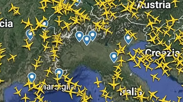 Enav comunica che presso il Centro di Controllo d'Area di Milano, responsabile della gestione del traffico aereo nell'area nord-occidentale del Paese, si è verificato un rallentamento al sistema di trasmissione dati. Per garantire i più elevati standard di sicurezza operativa, è stato deciso di sospendere temporaneamente le partenze e gli arrivi negli aeroporti interessati. I tecnici sono al lavoro per ripristinare la piena operatività nel più breve tempo possibile. 28 giugno 2025. X/Associazione Aeroporti Lombardi @aptlombardi + ATTENZIONE LA FOTO NON PUO' ESSERE PUBBLICATA O RIPRODOTTA SENZA L'AUTORIZZAZIONE DELLA FONTE DI ORIGINE CUI SI RINVIA + NPK