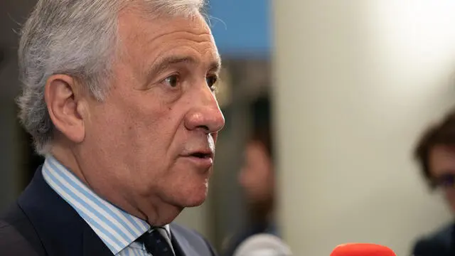 Il ministro degli Esteri Antonio Tajani al summit del Ppe a Bruxelles, 26 giugno 2025. ANSA/Hervé VERLOES