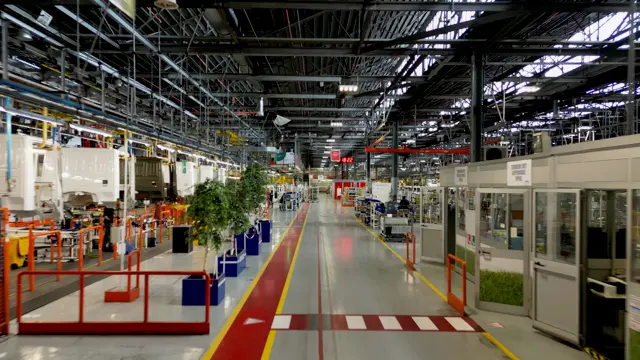 L'interno della fabbrica Iveco a Brescia - © www.giornaledibrescia.it