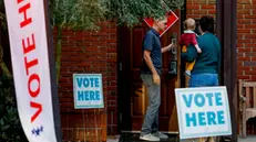 A mezzanotte al via le maratone delle reti televisive americane