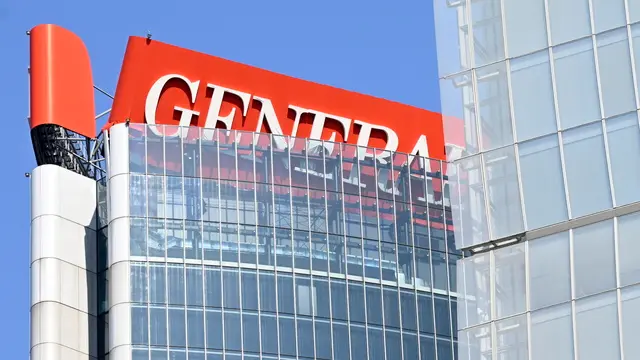 epa12205880 The partially collapsed Generali sign atop the City Life skyscraper in Milan, Italy, 30 June 2025. The Generali sign atop the Hadid Tower, within Milan's CityLife complex, partially collapsed on 30 June, Generali said in a statement. No damage to people or surrounding structures was reported. As a preventive measure, the area was secured, and the causes of the accident are being assessed. EPA/DANIEL DAL ZENNARO