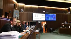Seduta del Consiglio regionale con (da s) Massimiliano Fedriga, Zilli, Roberti