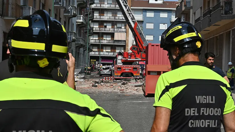 cesplosione dello stabile in via Nizza 389 a Torino , 30 giugno 2025 ANSA/ALESSANDRO DI MARCO