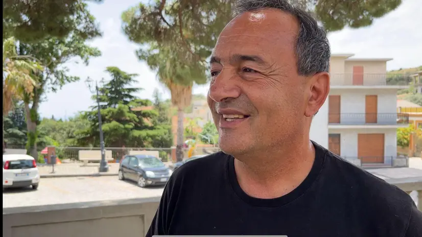 Mimmo Lucano rieletto sindaco di Riace