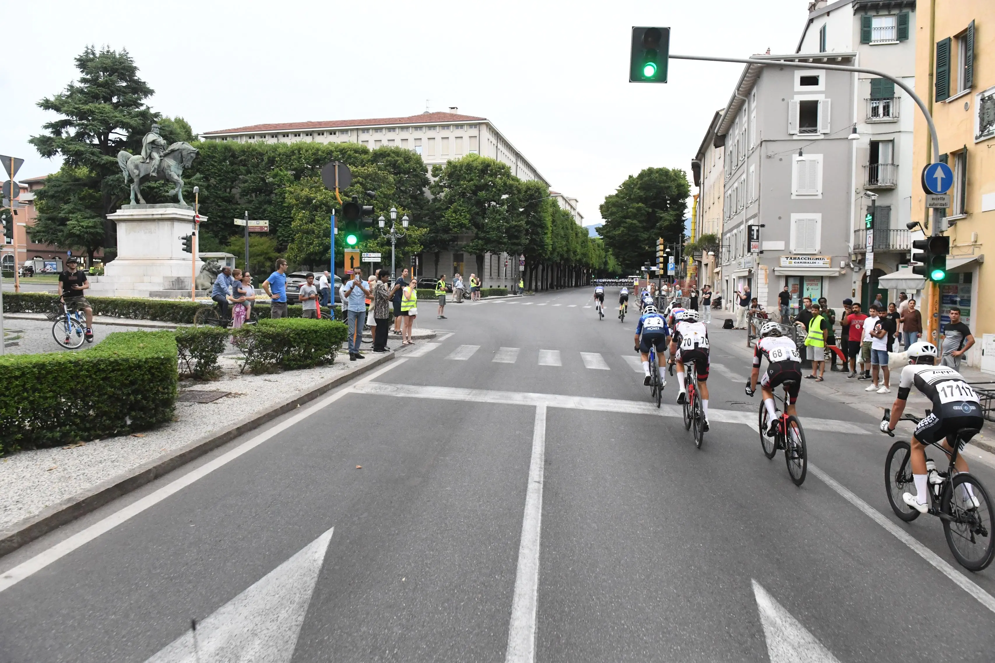 Trofeo Città di Brescia: la partenza e l'ambiente