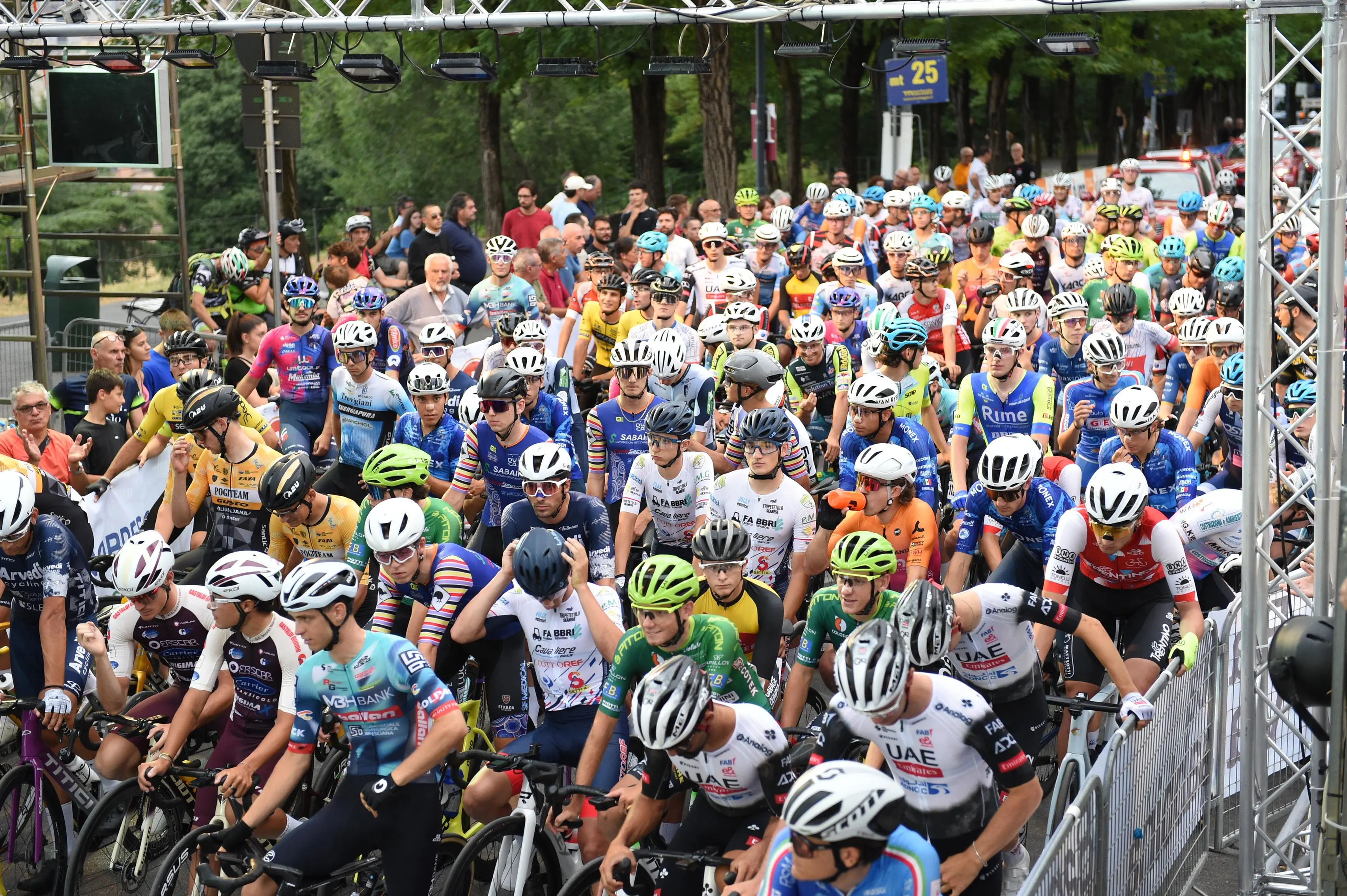 Trofeo Città di Brescia: la partenza e l'ambiente