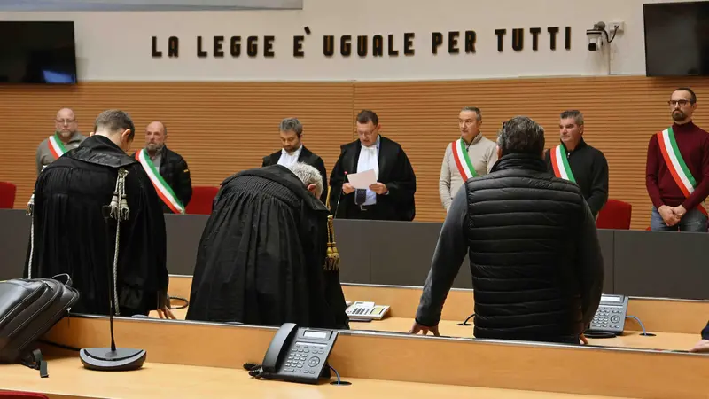 Mossali alla lettura della sentenza - © www.giornaledibrescia.it