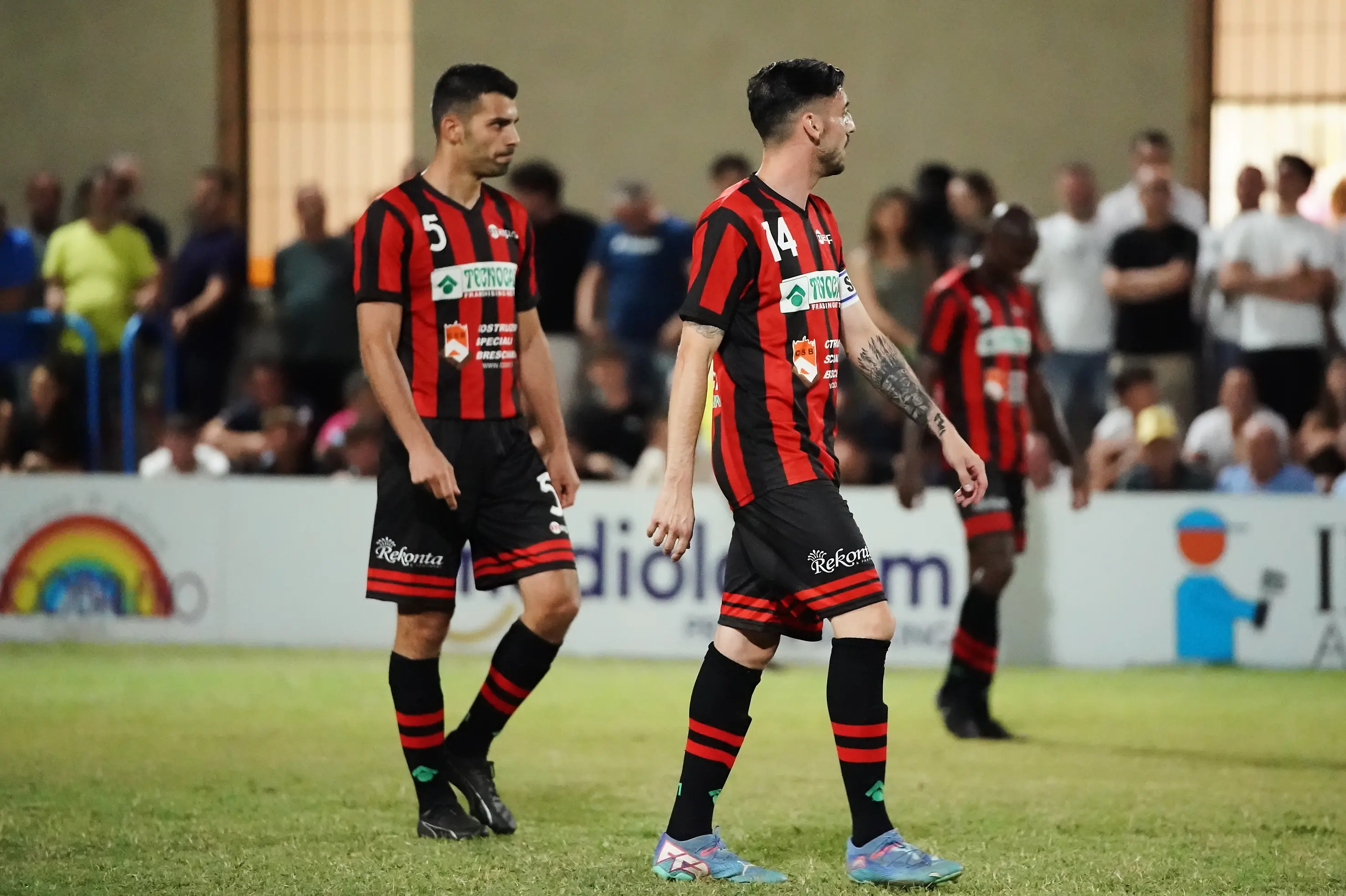 SPORT CALCIO 46¡ GRAN NOTTURNO MACLODIO  FINALE 1/2 IMMOBILIARE ML - TECNOCASA/FC IMMOBILIARE/BOSCO REGIO/CSB VEROLANUOVA NELLA FOTO DELUSIONE TECNOCASA 02-07-2025 perteghella@newreporter