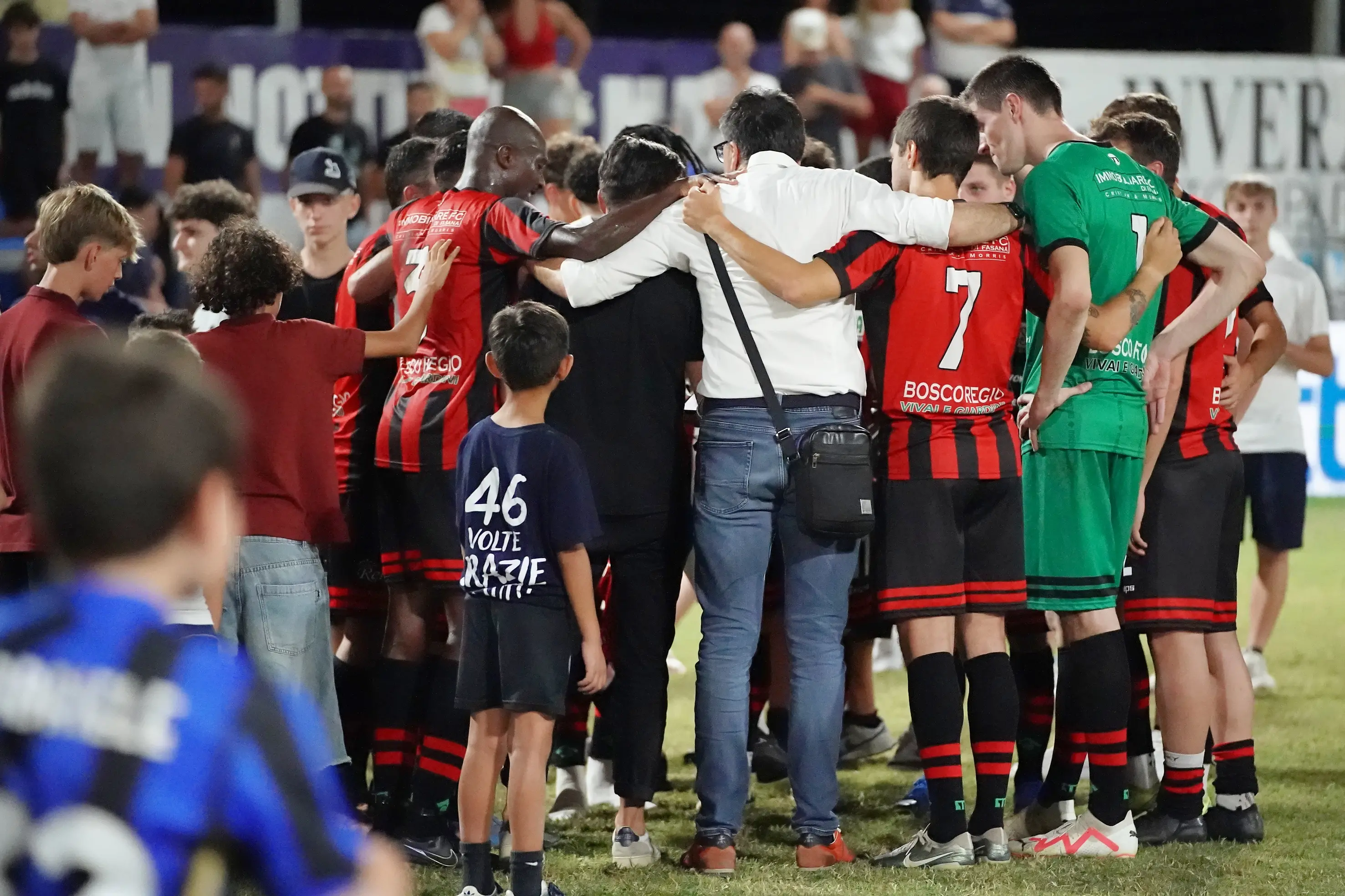 SPORT CALCIO 46¡ GRAN NOTTURNO MACLODIO  FINALE 1/2 IMMOBILIARE ML - TECNOCASA/FC IMMOBILIARE/BOSCO REGIO/CSB VEROLANUOVA NELLA FOTO ESULTANZA TECNOCASA 02-07-2025 perteghella@newreporter