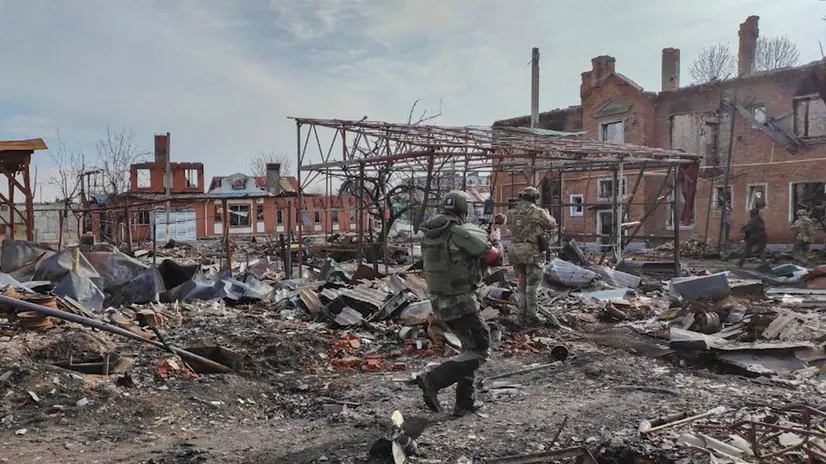 epa11960684 A still image taken from a handout video provided by the Russian Defence Ministryâ€™s press-service shows Russian servicemen checking damaged buildings in Sudzha, Kursk region, Russia, 13 March 2025. The Russian Armed Forces have regained control of three settlements in the Kursk Region, the Russian Defense Ministry reported on 13 March. EPA/RUSSIAN DEFENCE MINISTRY PRESS SERVICE/HANDOUT HANDOUT EDITORIAL USE ONLY/NO SALESHANDOUT EDITORIAL USE ONLY/NO SALES