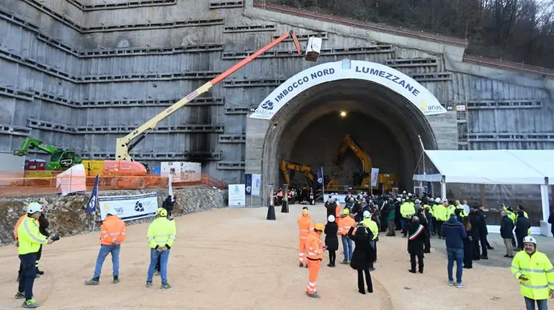 Autostrada della Valtrompia, il cantiere per la realizzazione della galleria a Lumezzane - © www.giornaledibrescia.it