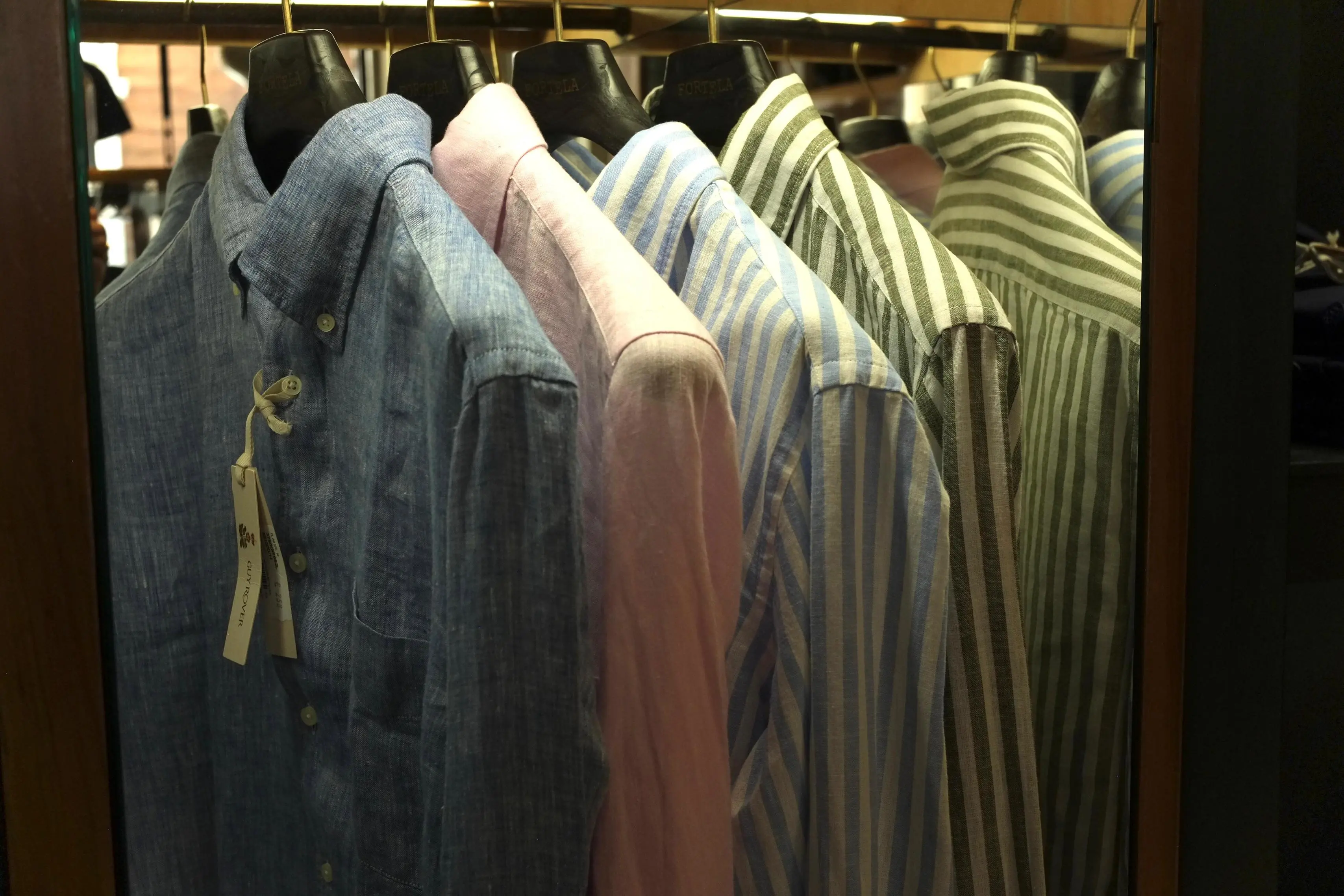 Saldi estivi, camicie e capispalla da Magenta Homme