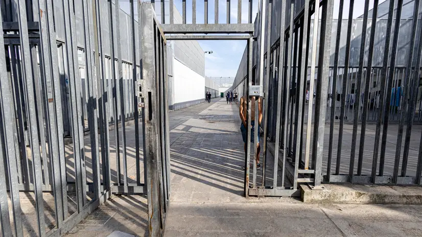 l’interno del CPR di Ponte Galeria, settore maschile. Roma, 29 maggio 2024 ANSA/MASSIMO PERCOSSI