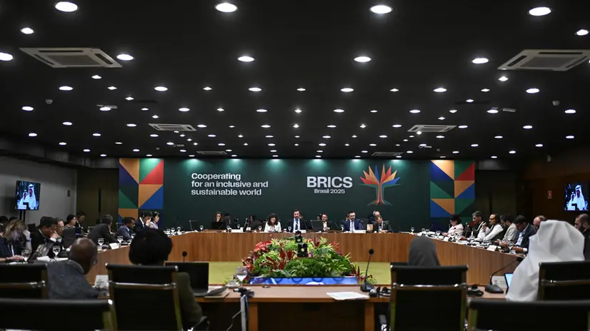 epa12037145 Representatives of several countries participate in a meeting of ministers of the BRICS Agriculture working group in Brasilia, Brazil, 17 April 2025. EPA/Andre Borges
