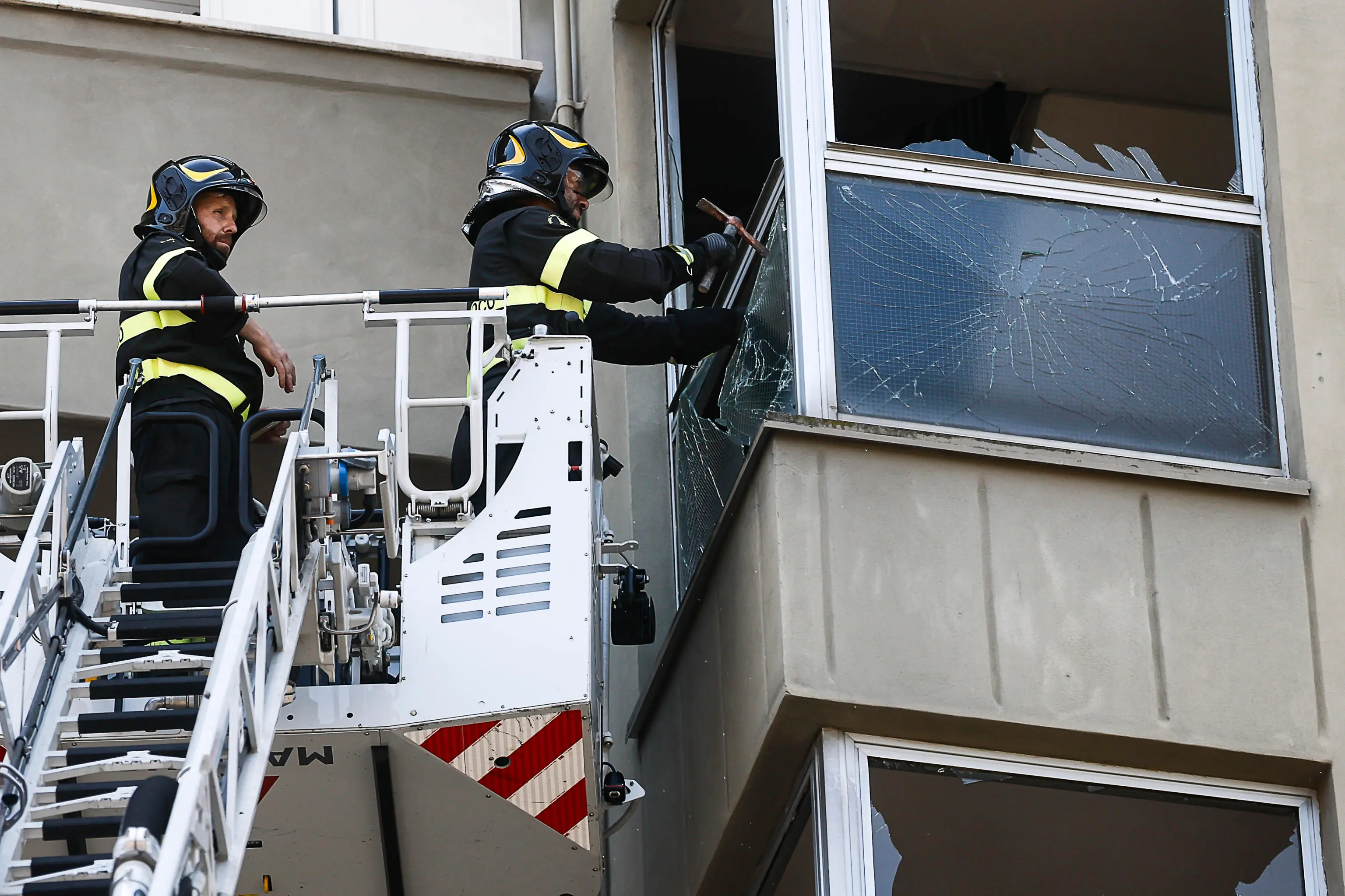 Esplosione a Roma, le evacuazioni e lo scenario