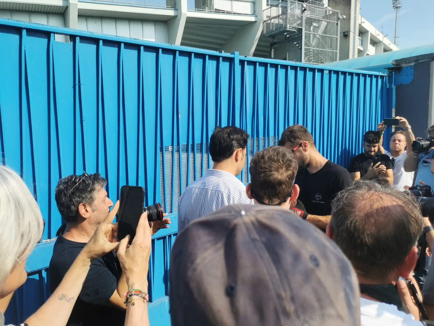 Stadio Rigamonti: il fabbro rompe il lucchetto, l'impianto torna alla Loggia