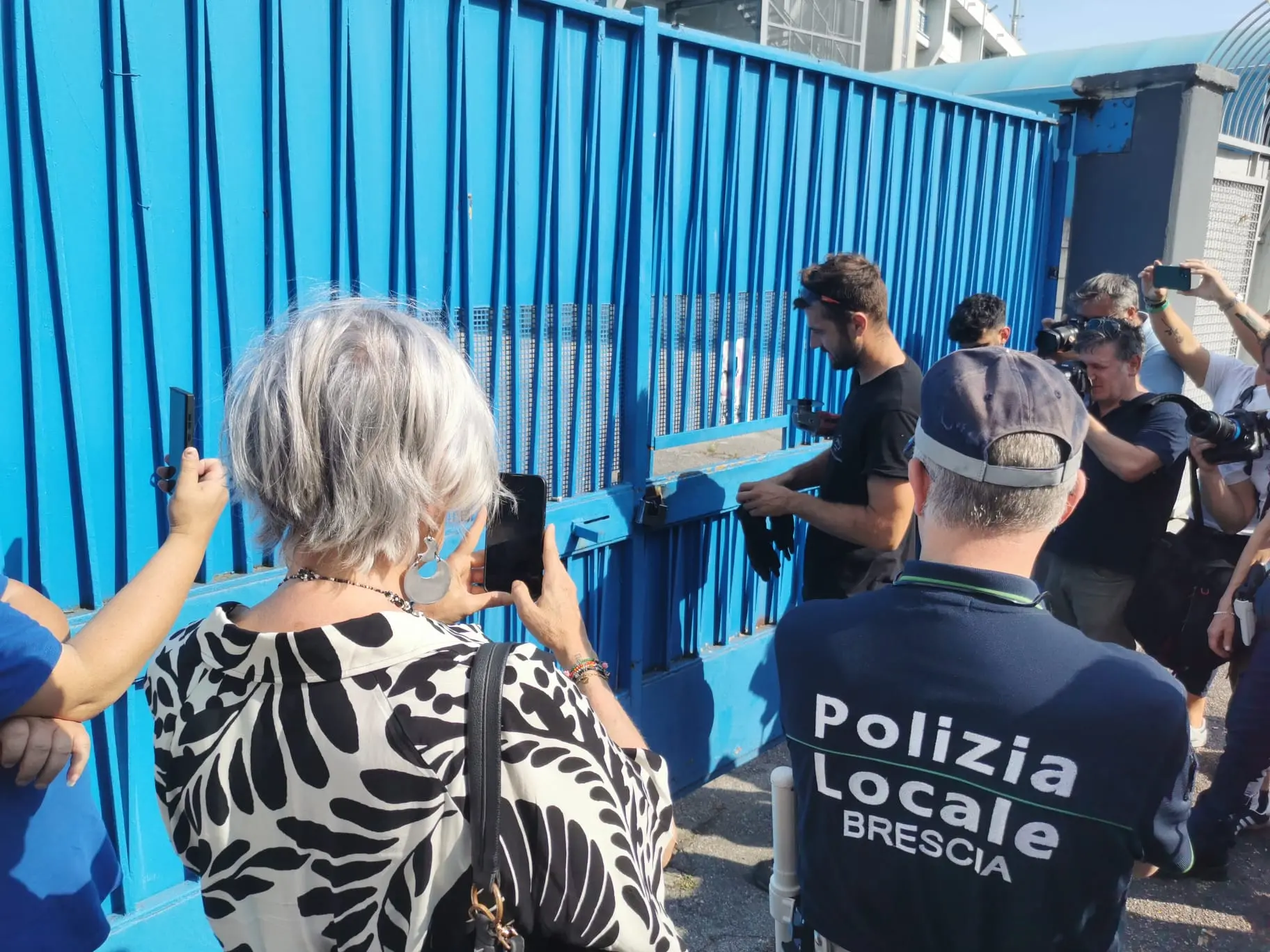 Stadio Rigamonti: il fabbro rompe il lucchetto, l'impianto torna alla Loggia