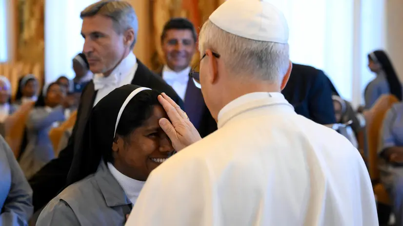 A handout picture provided by the Vatican Media shows Pope Leo XIV during an audience with the participants in the Provincial Chapter of the Augustinian Nuns Servants of Jesus and Mary in Vatican City, 05 July 2025. ANSA/VATICAN MEDIA +++ ANSA PROVIDES ACCESS TO THIS HANDOUT PHOTO TO BE USED SOLELY TO ILLUSTRATE NEWS REPORTING OR COMMENTARY ON THE FACTS OR EVENTS DEPICTED IN THIS IMAGE; NO ARCHIVING; NO LICENSING +++ NPK