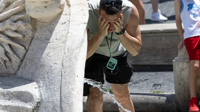 Picco di caldo nella capitale. Roma, 5 luglio 2025 ANSA/MASSIMO PERCOSSI