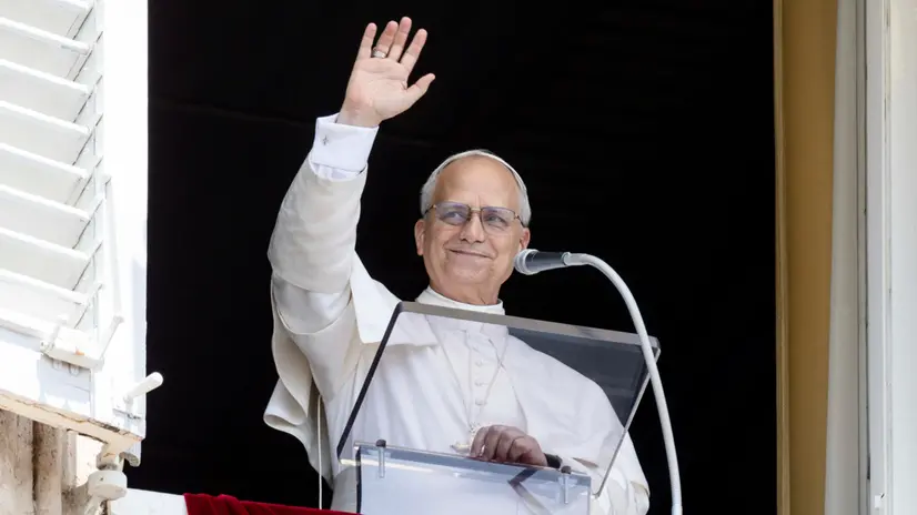 Angelus di Papa Leone XIV in piazza San Pietro, Citta' del Vaticano 6 luglio 2025. ANSA/VATICAN MEDIA + UFFICIO STAMPA, PRESS OFFICE, HANDOUT PHOTO, NO SALES, EDITORIAL USE ONLY + NPK - - - - - - - - - - - - - - - - - - - - - - - Angelus of Pope Leo XIV in St. Peter's Square, Vatican City, July 6, 2025. ANSA/VATICAN MEDIA + PRESS OFFICE, HANDOUT PHOTO, NO SALES, EDITORIAL USE ONLY +