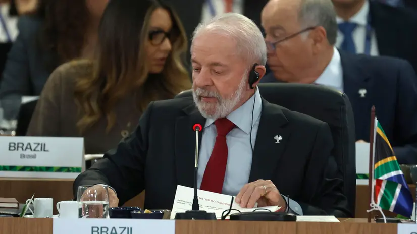 epa12221334 The president of Brazil, Luiz Inacio Lula da Silva, participates in the BRICS summit in Rio de Janeiro, Brazil 06 July 2025. The BRICS began their first summit on 06 July in Rio de Janeiro since the forum expanded from five to eleven members, amid tensions generated by the trade war unleashed by US President Donald Trump and the conflicts in the Middle East and Ukraine. EPA/ANTONIO LACERDA