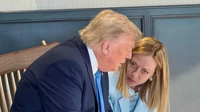 Giorgia Meloni con Donald Trump - Foto Ansa © www.giornaledibrescia.it