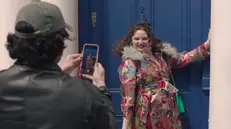 Le prime immagini di «Too much» di Lena Dunham