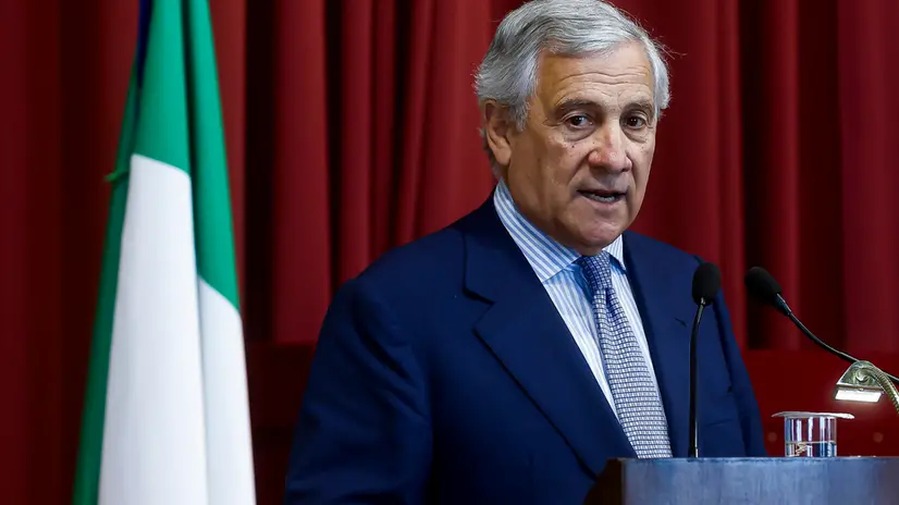 Il ministro degli Affari Esteri Antonio Tajani durante il convegno "Democrazia e Parlamentarismo nell'area del Mediterraneo”, presso la Sala della Regina della Camera dei Deputati, Roma, 08 luglio 2025. ANSA/ANGELO CARCONI