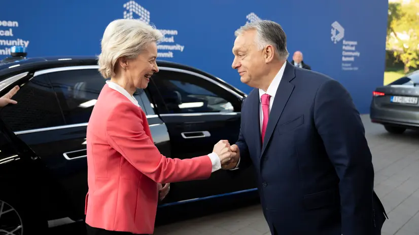 epa11707246 A handout photo made available by the Hungarian PM's Press Office shows Hungarian Prime Minister Viktor Orban (R) welcoming European Commission President Ursula von der Leyen to the 5th summit of the European Political Community (EPC) held in Puskas Arena in Budapest, Hungary, 07 November 2024. EPA/VIVIEN CHER BENKO HANDOUT - EDITORIAL USE ONLY - NO SALESHANDOUT EDITORIAL USE ONLY/NO SALESHANDOUT EDITORIAL USE ONLY/NO SALESHANDOUT EDITORIAL USE ONLY/NO SALESHANDOUT EDITORIAL USE ONLY/NO SALES