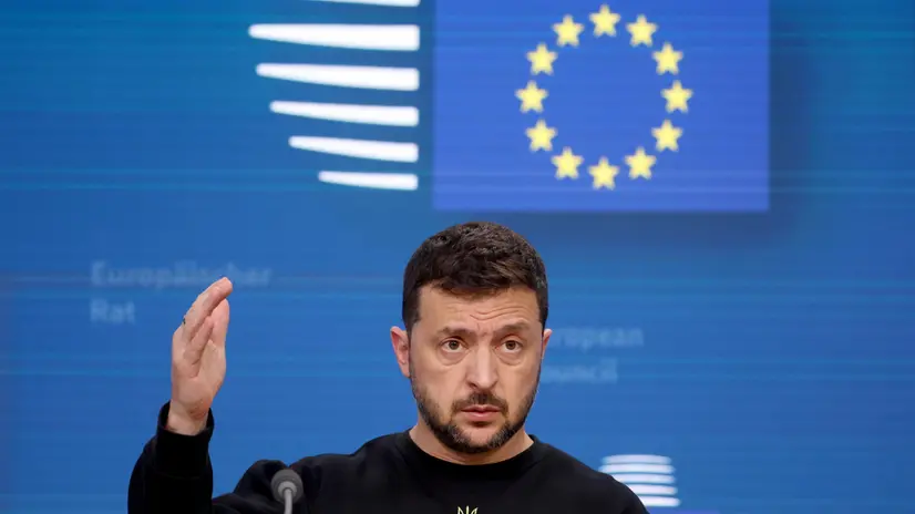 epaselect epa11664186 President of Ukraine Volodymyr Zelenskyy gestures during a press conference after attending the European Council summit in Brussels, Belgium, 17 October 2024. EU leaders are meeting in Brussels to discuss Ukraine, the Middle East, competitiveness, migration and foreign affairs. EPA/CHRISTOPHER NEUNDORF