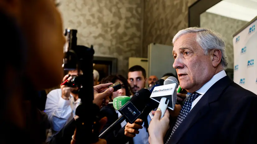 Il ministro degli Affari Esteri Antonio Tajani durante l’Assemblea Nazionale dell’Associazione Nazionale Consorzi Gestione e Tutela del Territorio e delle Acque Irrigue ANBI, presso Carpegna Palace Hotel Domus, Roma, 09 luglio 2025. ANSA/ANGELO CARCONI