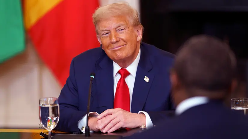 epa12227696 US President Donald Trump during a meeting with African leaders at the White House, Washington, DC, USA, 09 July 2025. President Trump is meeting with the leaders of Gabon, Guinea-Bissau, Liberia, Mauritania and Senegal at the White House to discuss trade. EPA/WILL OLIVER / POOL POOL