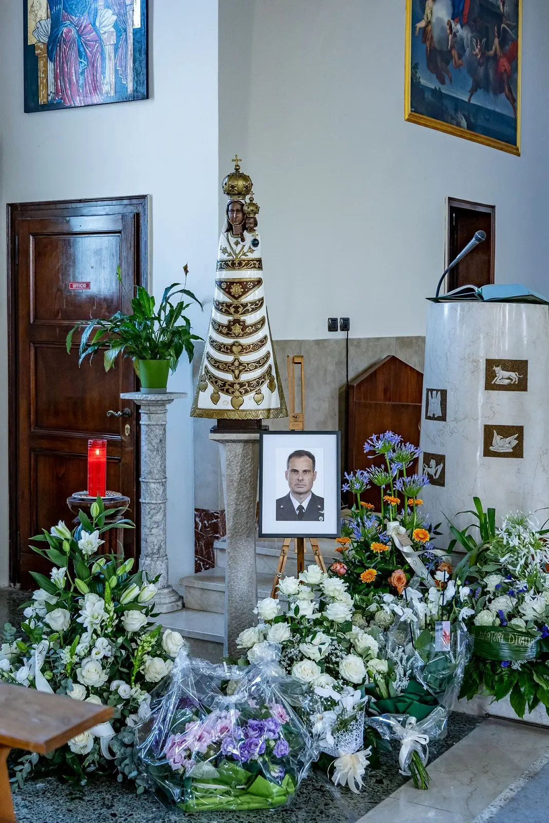 All'aeroporto di Ghedi i funerali di Emiliano di Giacomo