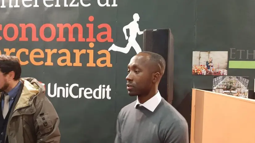 Rudy Guede presenta il suo libro Il beneficio del dubbio a Bastia Umbra.