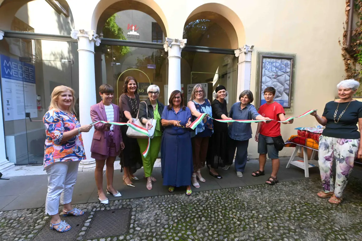 L'inaugurazione della mostra Medee