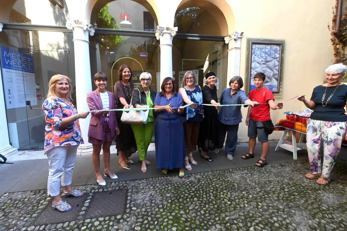 L'inaugurazione della mostra Medee