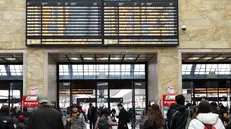 Disagi per i viaggiatori alla stazione di Santa Maria Novella per problemi sulla linea ferroviaria. Firenze 14 Febbraio 2025 ANSA/CLAUDIO GIOVANNINI