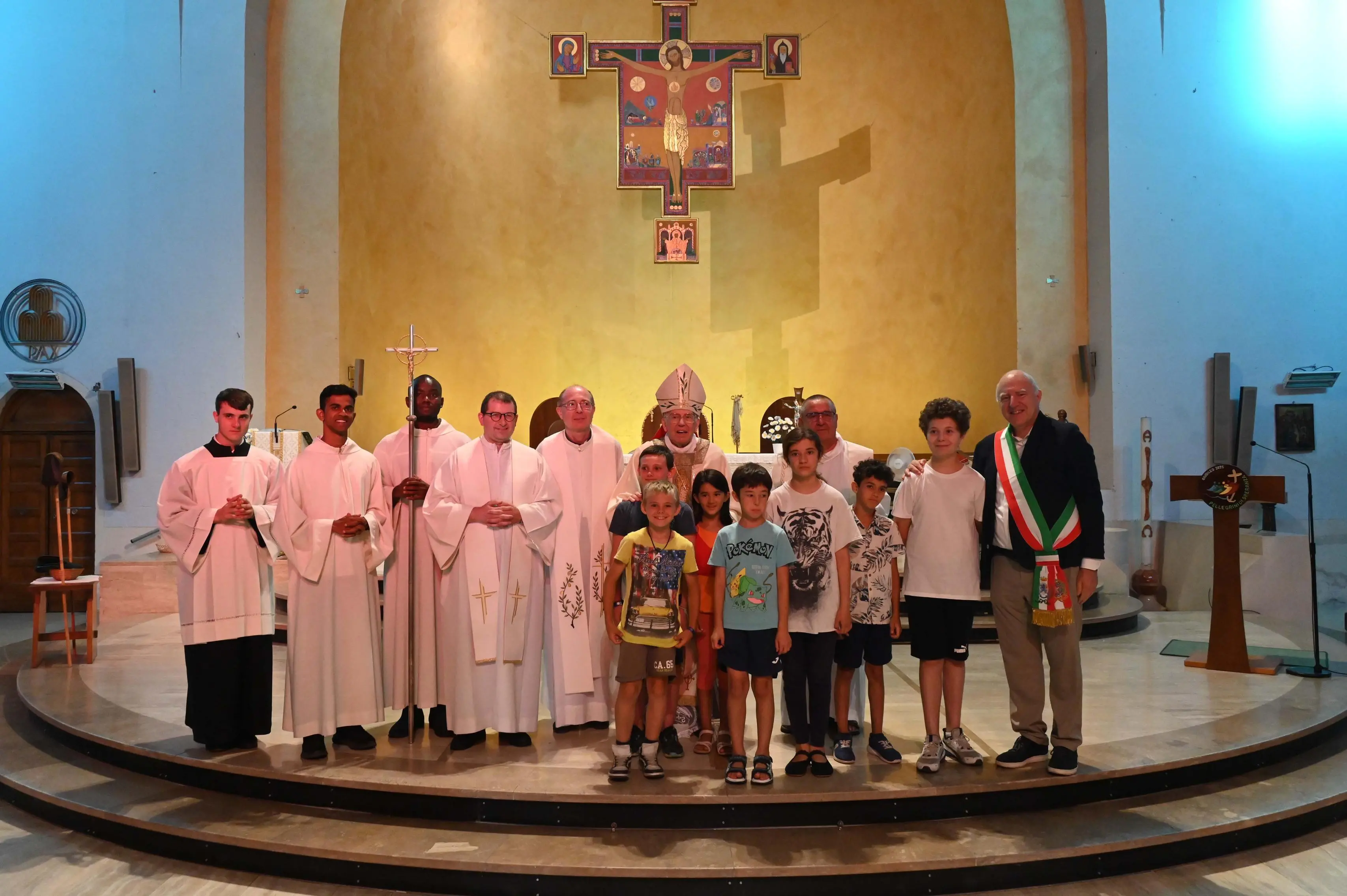 La messa alla Chiesa di San Benedetto Messe celebrata dal Cardinale Re