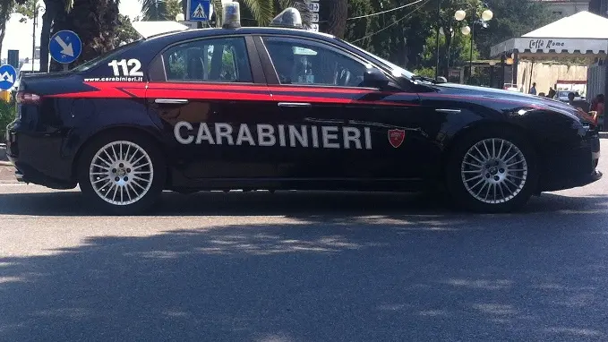 Un'auto dei Carabinieri (foto simbolica)
