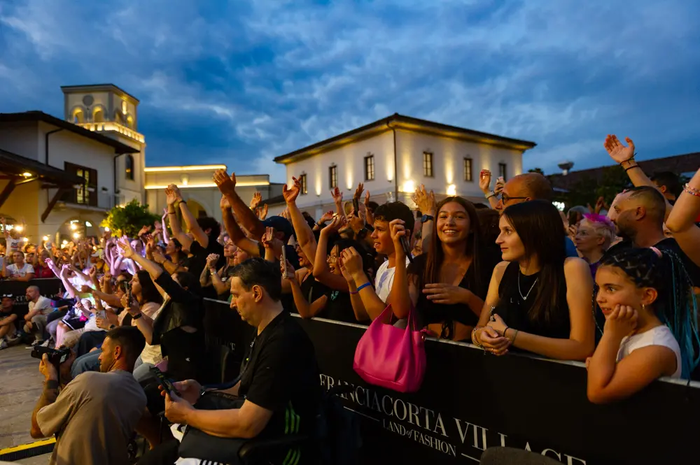 J-Ax Al Franciacorta Village