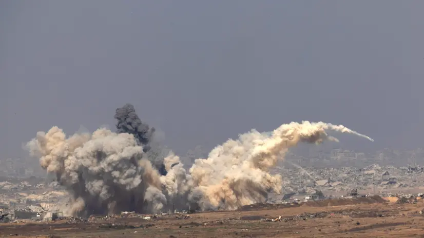 epa12228477 Smoke rises following an Israeli airstrike in the northern Gaza Strip near Beit Hanoun, as seen from the Israeli side of the border, 10 July 2025. EPA/ATEF SAFADI