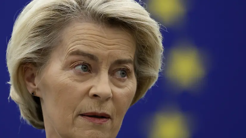 epa12223839 European Commission President Ursula von der Leyen delivers a speech during preparation for the 2025 EU-China summit at the European Parliament in Strasbourg, France, 08 July 2025. EPA/Guillaume Horcajuelo