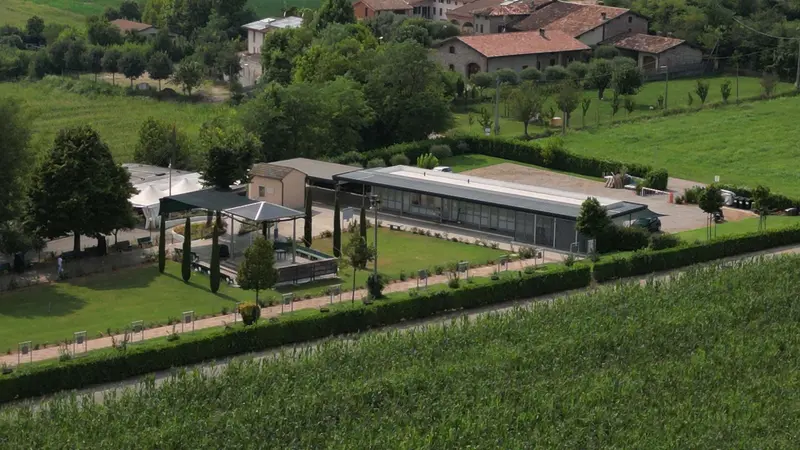 Il santuario dall'esterno - Foto Gabriele Strada/Neg © www.giornaledibrescia.it