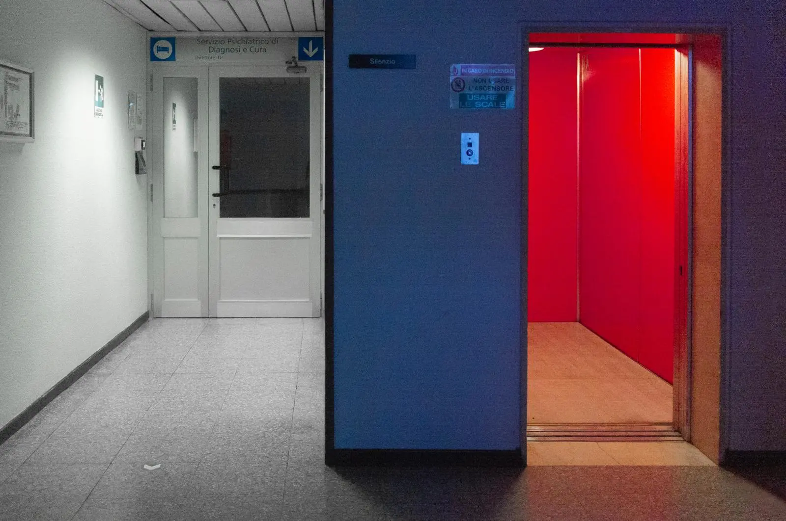 La mostra fotografica «Vetri aperti alla pioggia» dell'artista Camilla Viadana