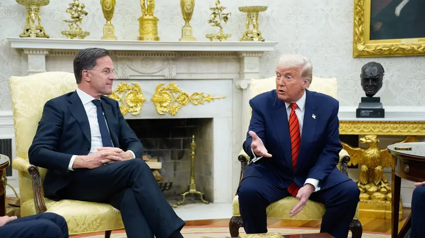 epa11961580 US President Donald Trump (R) meets with NATO Secretary General Mark Rutte (L) in the Oval Office of the White House in Washington, DC, USA, 13 March 2025. EPA/YURI GRIPAS / POOL